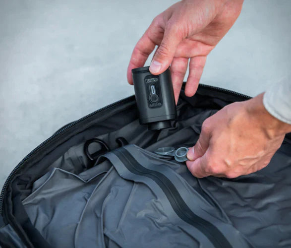 Cestovní batoh Pro: Vakuový AirBag – sleva 50%